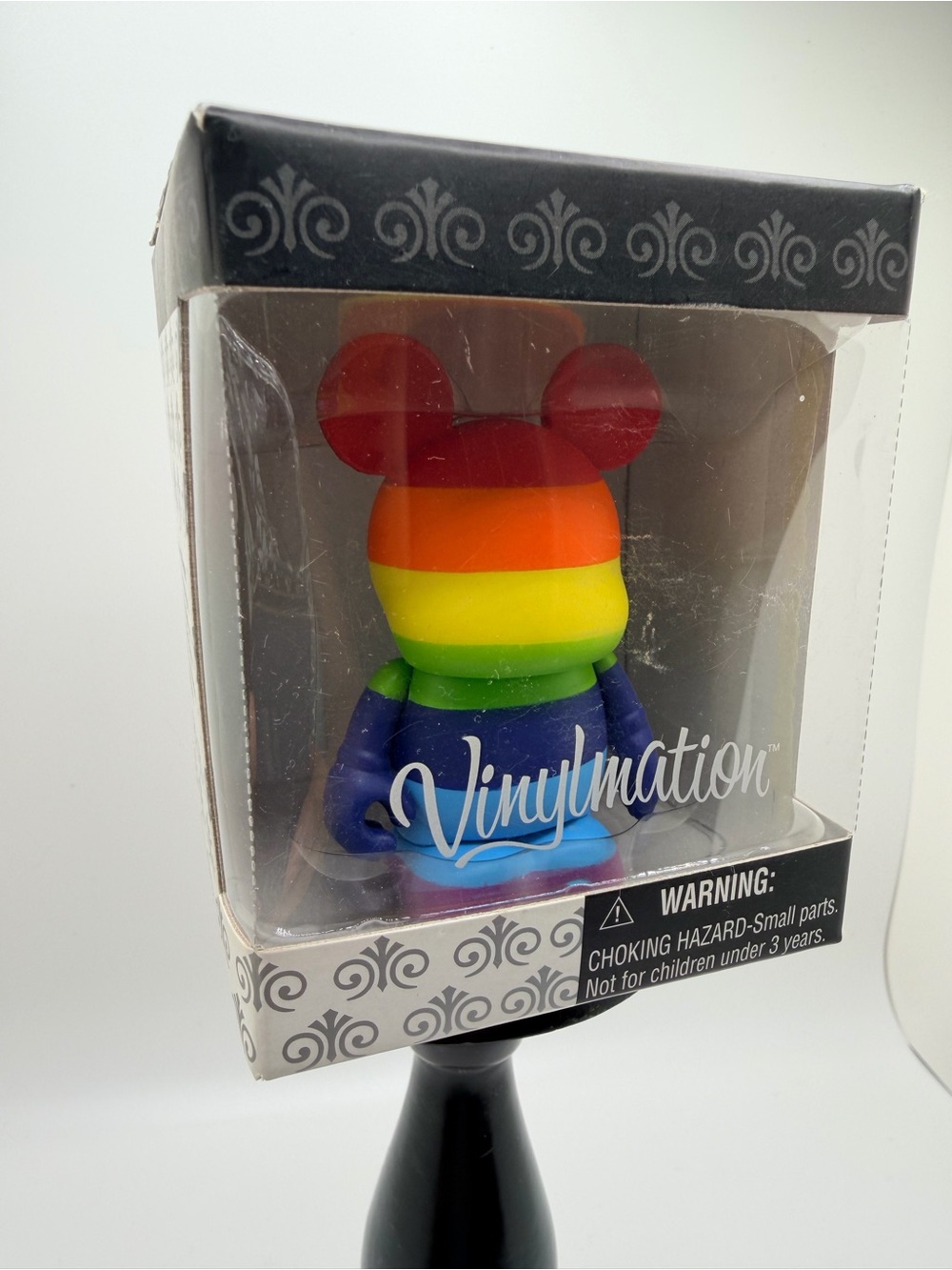 🔹Disney Vinylmation 3-inch Rainbow Mickey Mouse vinyl figure,